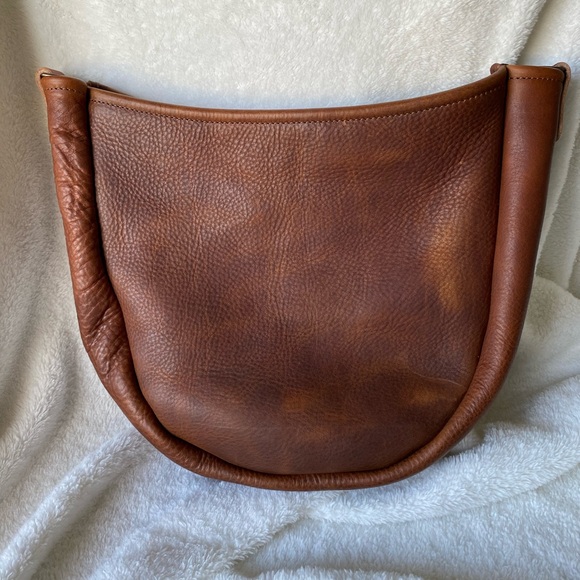 Go Forth Goods Medium Saddle Celeste - Picture 2 of 11